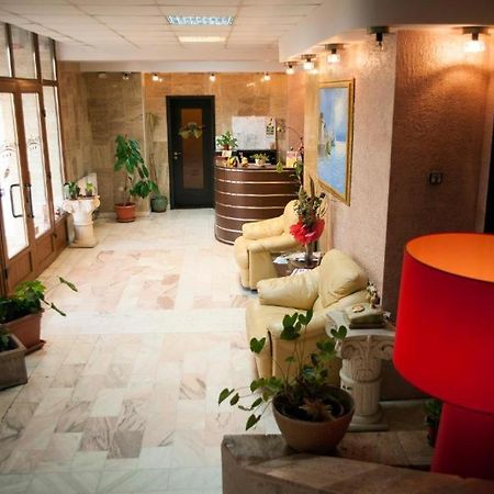 Hotel Decentria Тимишоара Экстерьер фото