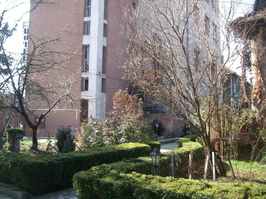 Hotel Decentria Тимишоара Экстерьер фото