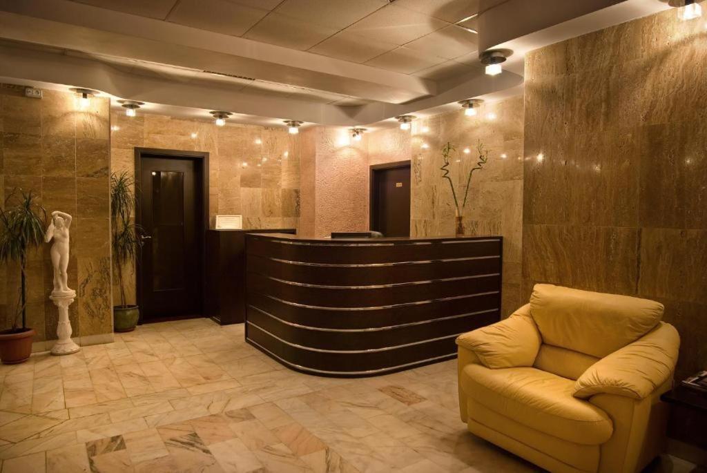 Hotel Decentria Тимишоара Экстерьер фото